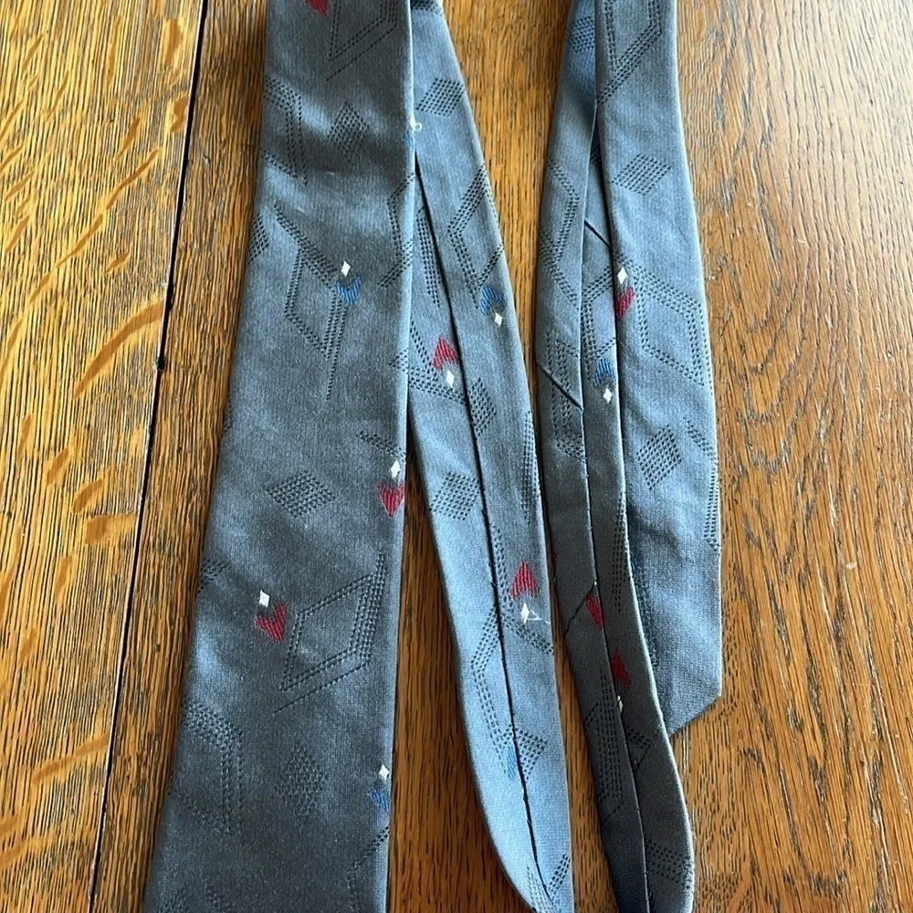 Bon Jour 100% Silk Tie Gray with Blue and Red Hearts Stitching Detail.